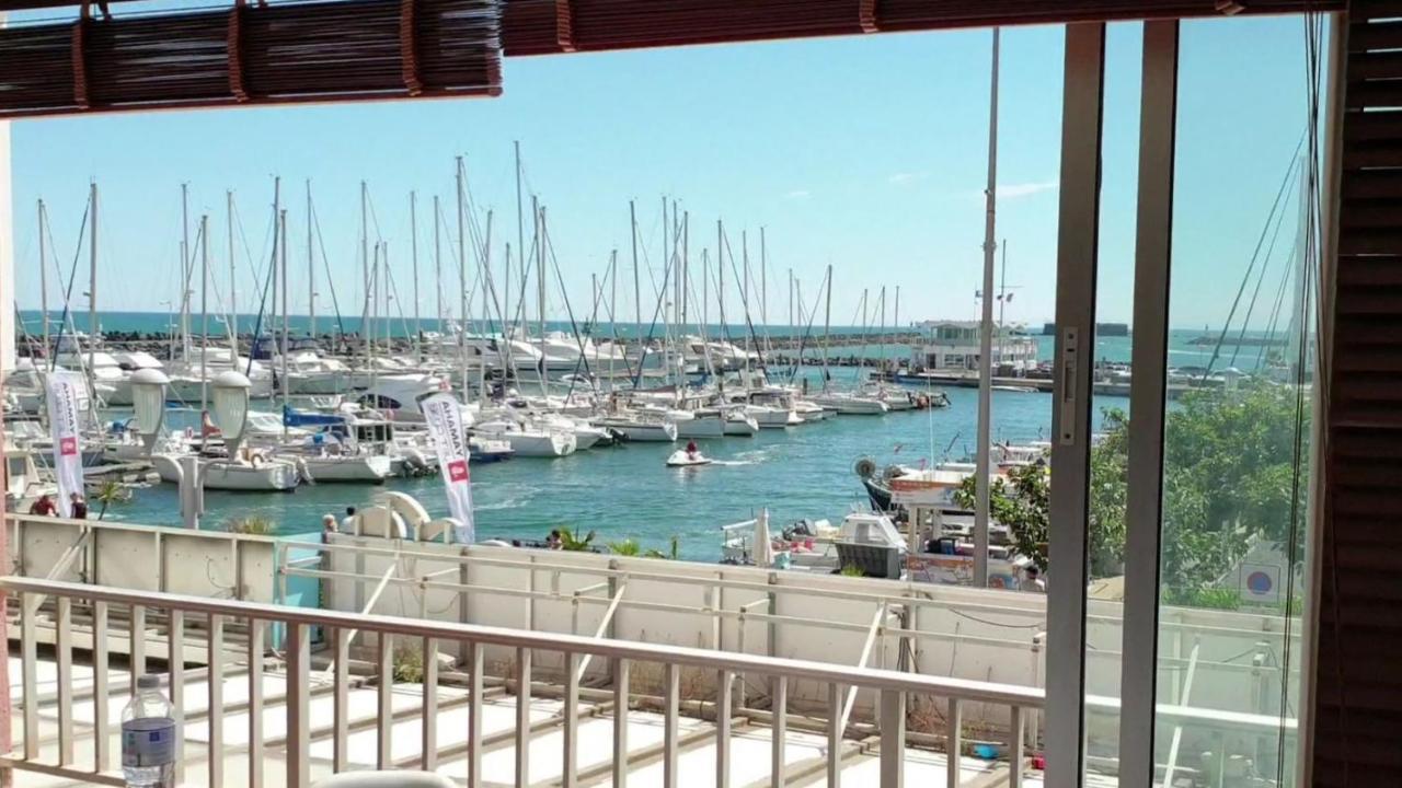 Residence De Standing La Pecherie Spacieux T3 Comme Un Cocon Familial Vue Mer Et Sur L'Avant Port Sur Le Bout Du Bout De Cap D'Agde Seule Cap En Occitanie المظهر الخارجي الصورة