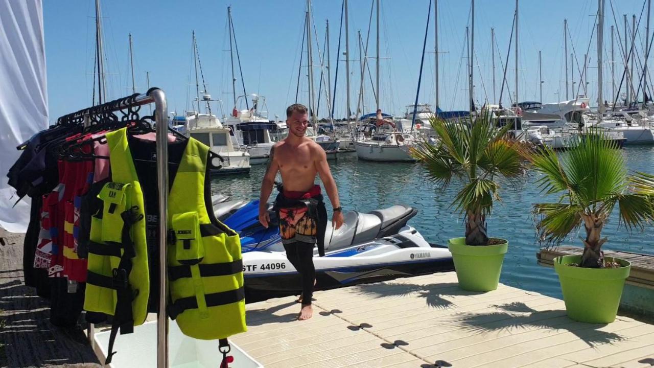 Residence De Standing La Pecherie Spacieux T3 Comme Un Cocon Familial Vue Mer Et Sur L'Avant Port Sur Le Bout Du Bout De Cap D'Agde Seule Cap En Occitanie المظهر الخارجي الصورة