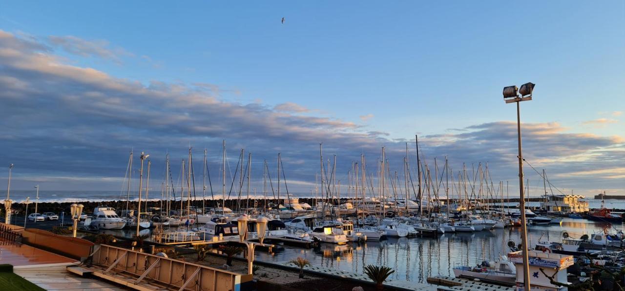 Residence De Standing La Pecherie Spacieux T3 Comme Un Cocon Familial Vue Mer Et Sur L'Avant Port Sur Le Bout Du Bout De Cap D'Agde Seule Cap En Occitanie المظهر الخارجي الصورة