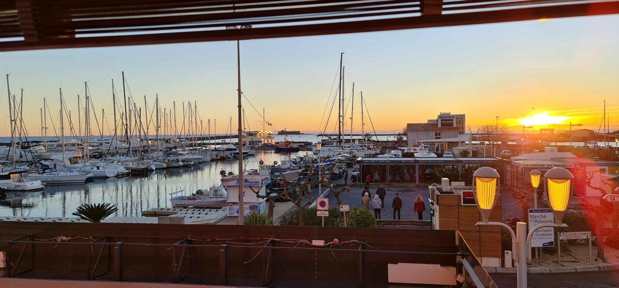 Residence De Standing La Pecherie Spacieux T3 Comme Un Cocon Familial Vue Mer Et Sur L'Avant Port Sur Le Bout Du Bout De Cap D'Agde Seule Cap En Occitanie المظهر الخارجي الصورة