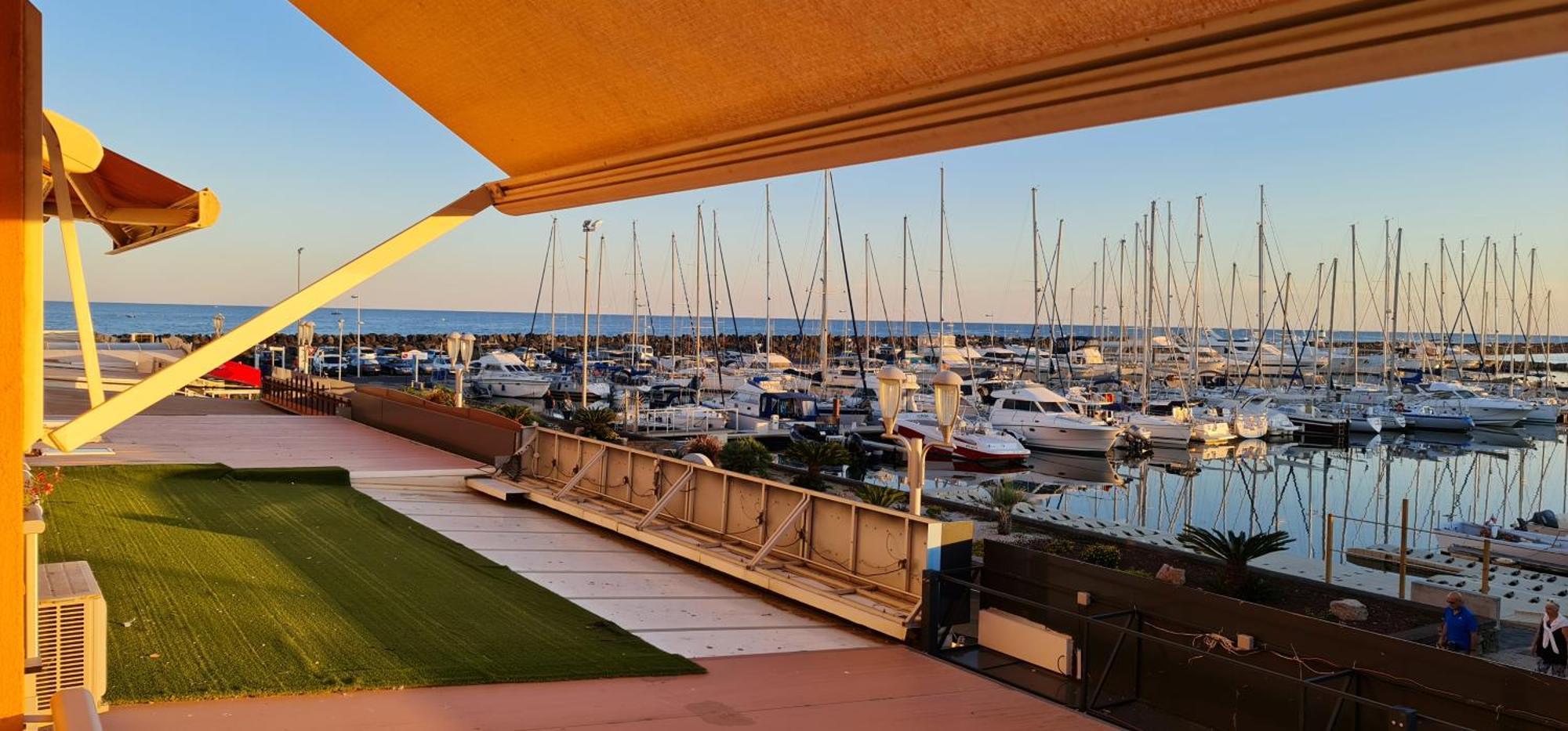 Residence De Standing La Pecherie Spacieux T3 Comme Un Cocon Familial Vue Mer Et Sur L'Avant Port Sur Le Bout Du Bout De Cap D'Agde Seule Cap En Occitanie المظهر الخارجي الصورة